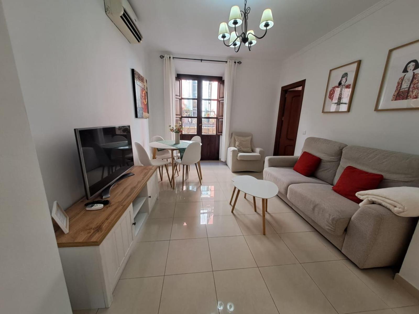 El Marques San Juan 1 Apartment Малага Екстериор снимка