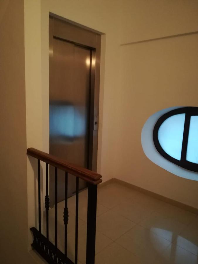 El Marques San Juan 1 Apartment Малага Екстериор снимка